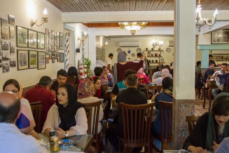 رستوران شورکولی