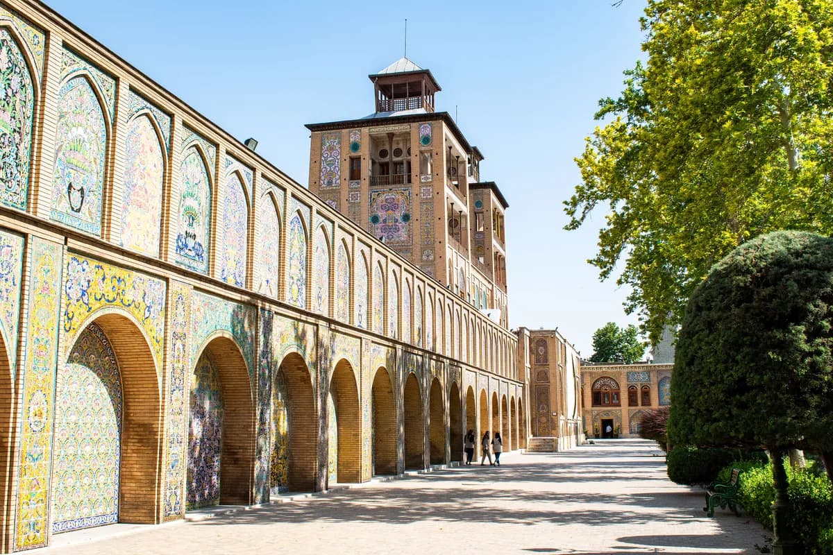 بازدید از کاخ گلستان