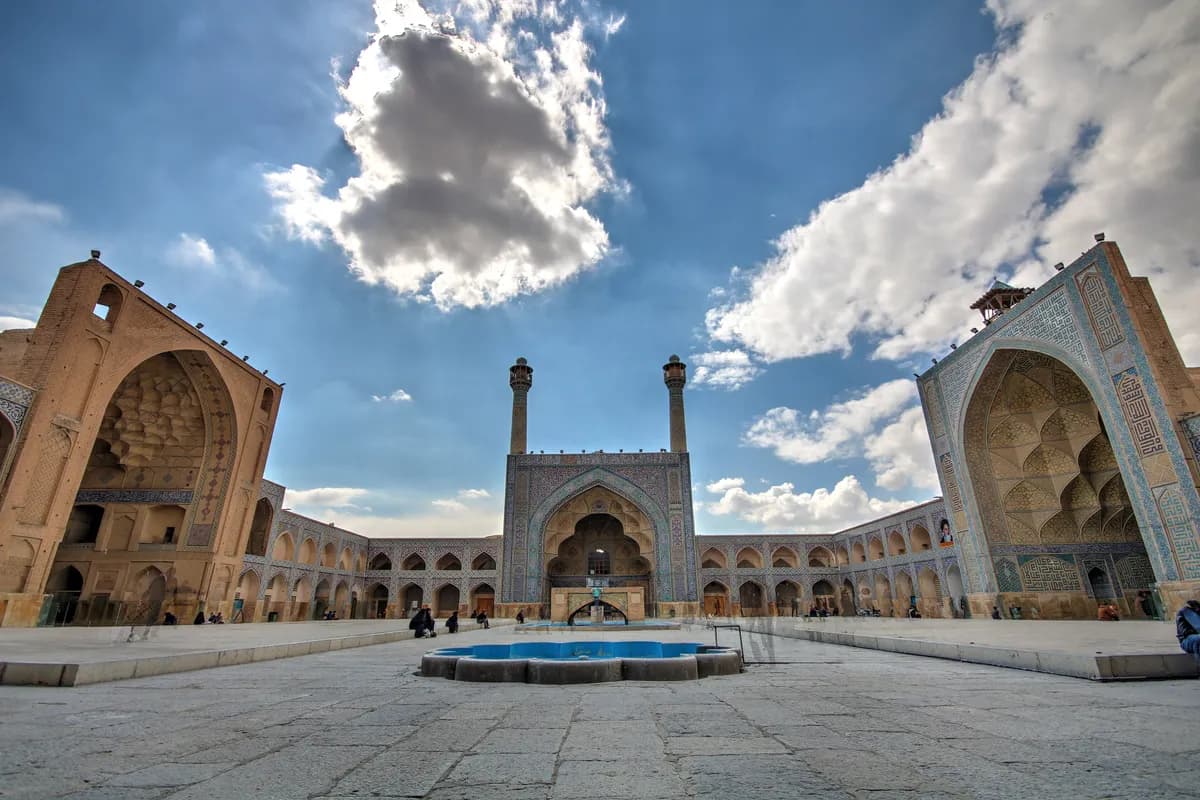 بازدید از مسجد جامع اصفهان
