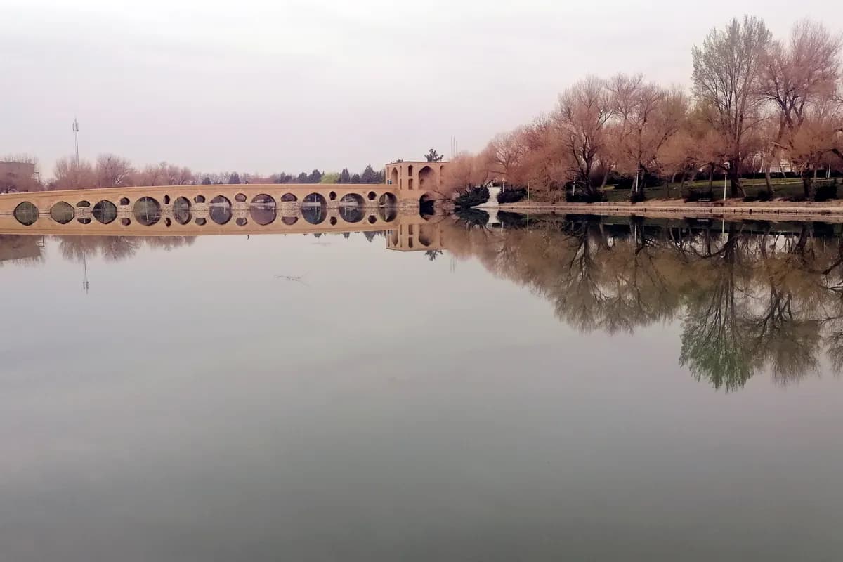 بازدید از پل شهرستان